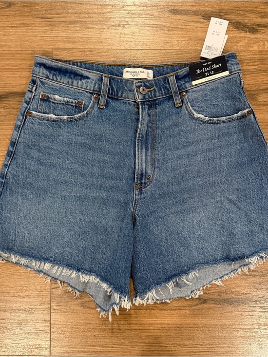 Abercrombie & Fitch Pants - Abercrombie & Fitch The Dad Short